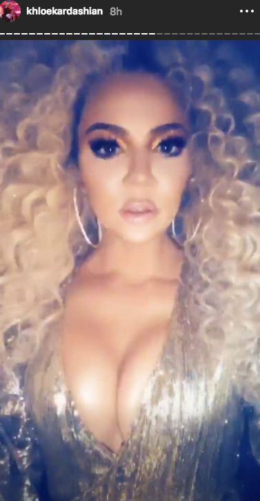 Khloe Kardashian gold dress on her way to diana ross birthday party