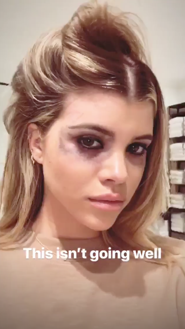 sofia richie taking off makeup