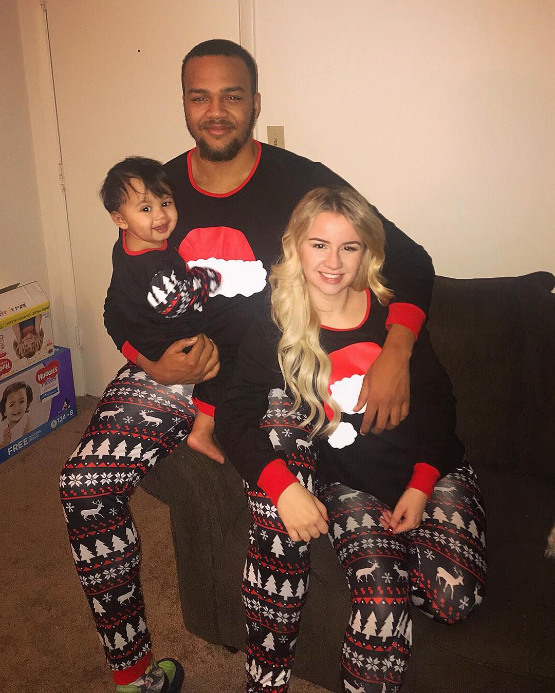 Young and Pregnant Star Kayla Sessler Shows Off Baby Bump at 15 Weeks