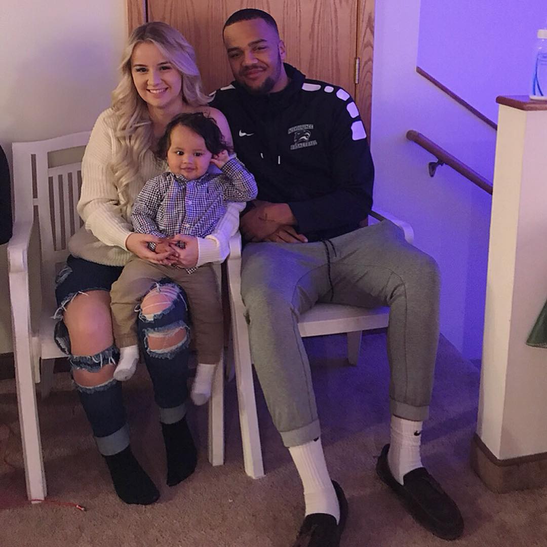 Young and Pregnant Star Kayla Sessler Shows Off Baby Bump at 15 Weeks