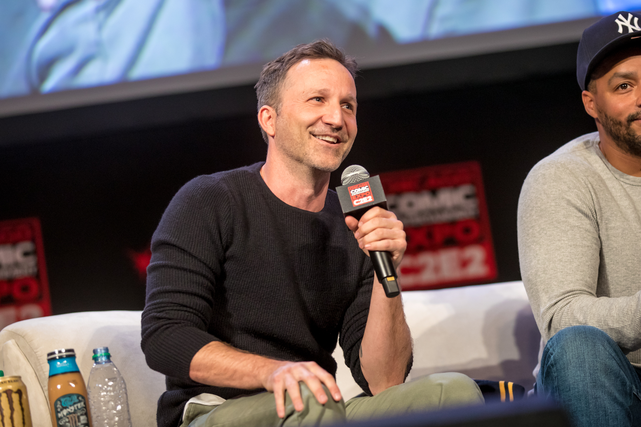 clueless-cast-reunion-c2e2-alicia-silverstone-paul-rudd