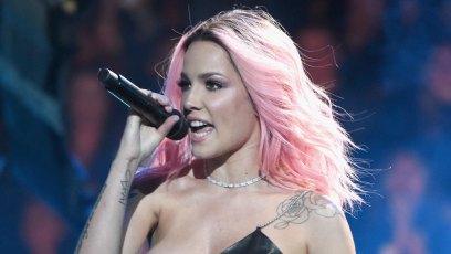 The “Bad at Love” crooner broke up with her boyfriend G-Eazy in October 2018 and has been spotted with Yungblud recently — they even walked the carpet together earlier in the night. The duo performed their single together on stage while Travis Barker played the drums.