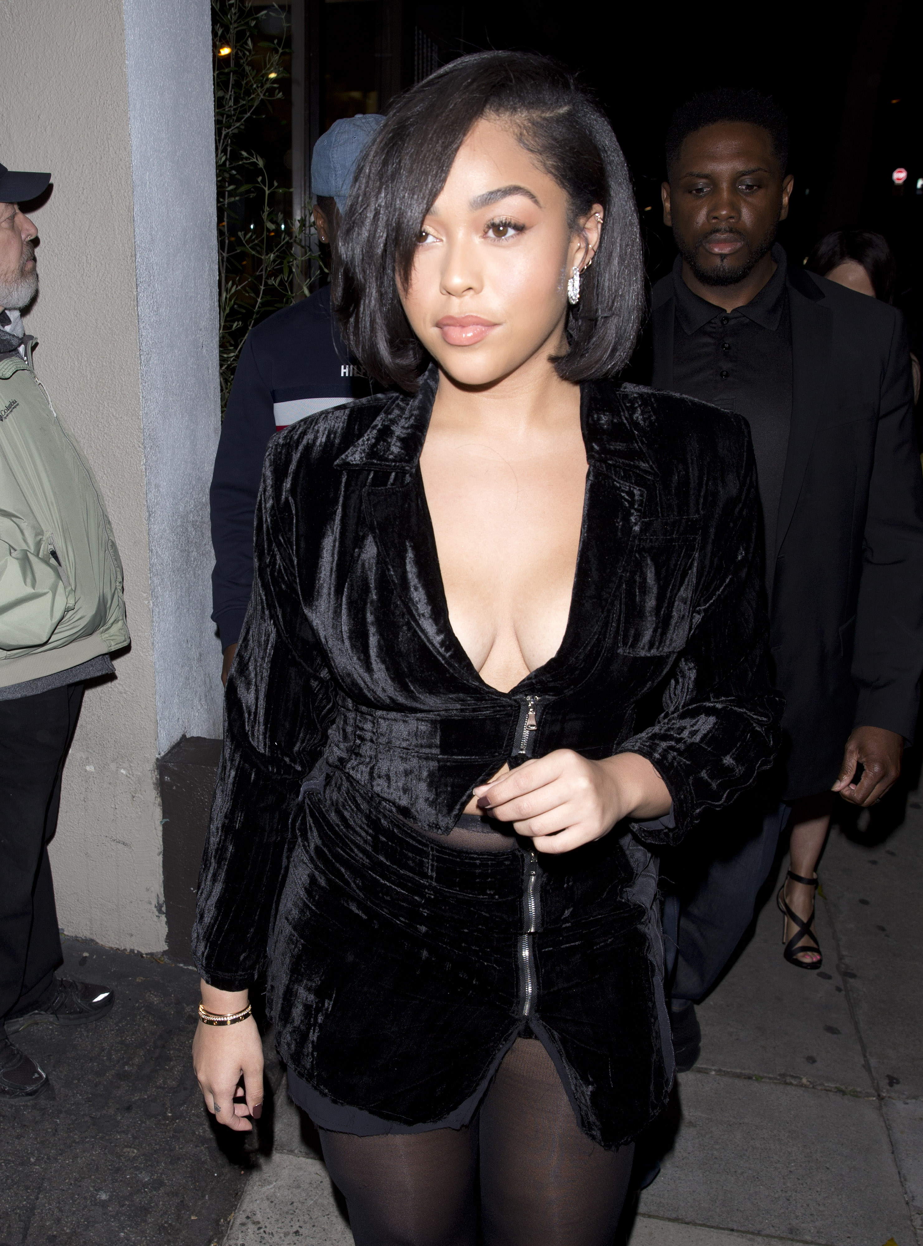 jordyn woods all black night out elizabeth woods kylie jenner khloe kardashian