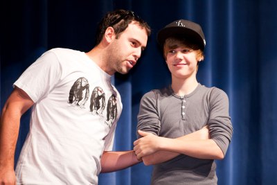 justin bieber birthday scooter braun