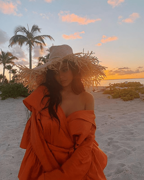 kylie-jenner-fan-theory