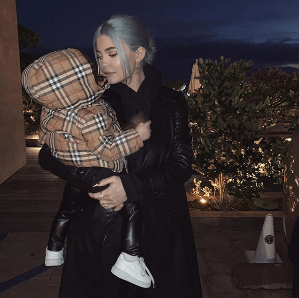 kylie-jenner-fan-theory