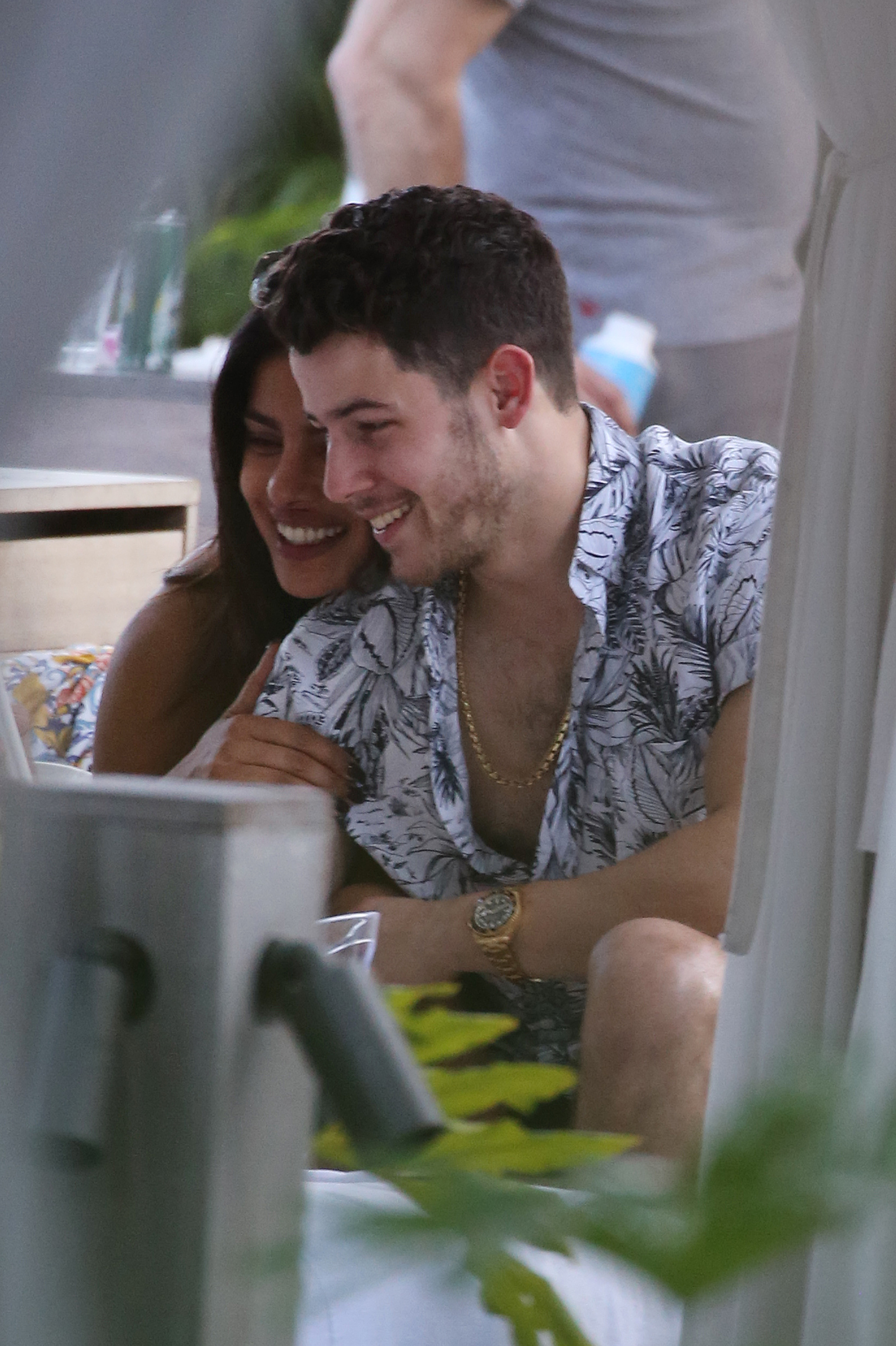 nick-jonas-priyanka-chopra-pool-snuggle-miami