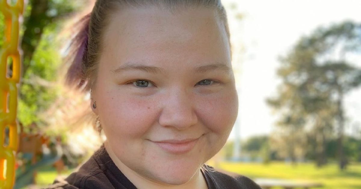 Nicole Nafziger's Hair Color: '90 Day Fiance' Star Teases 