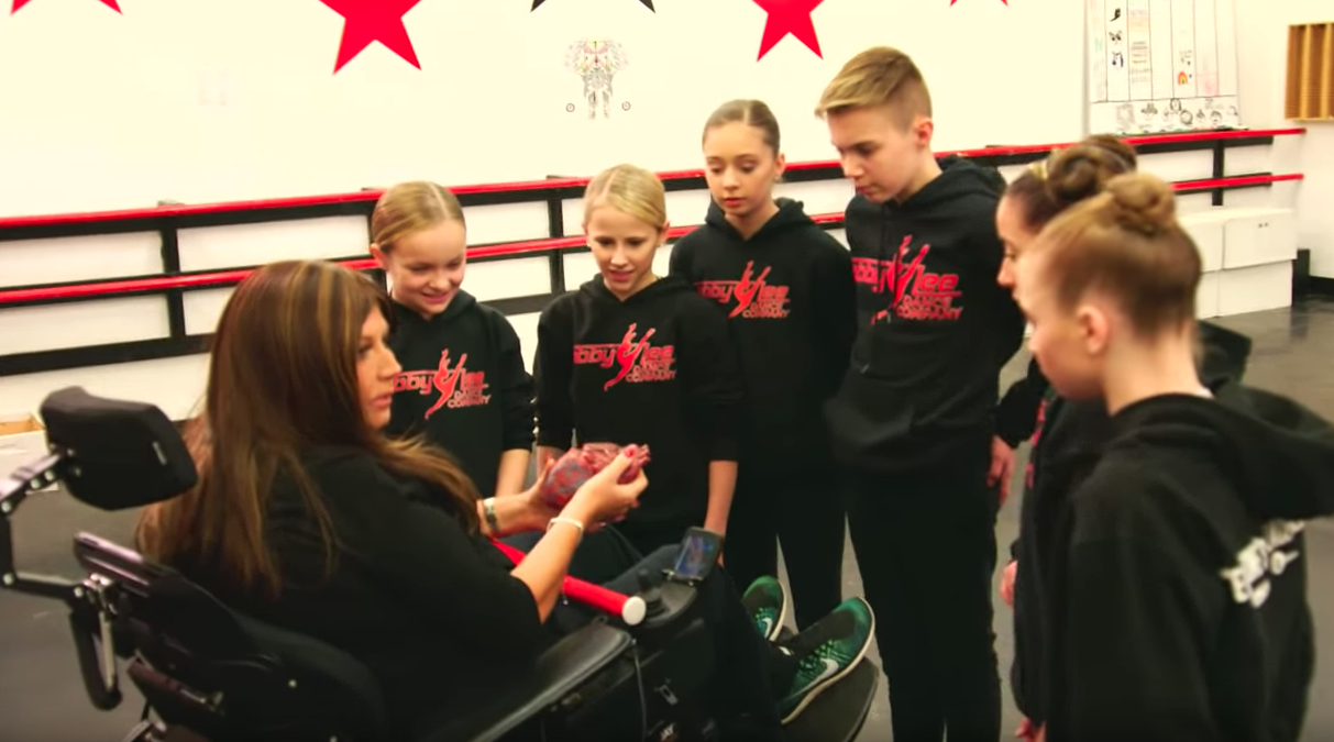 Dance Moms Trailer