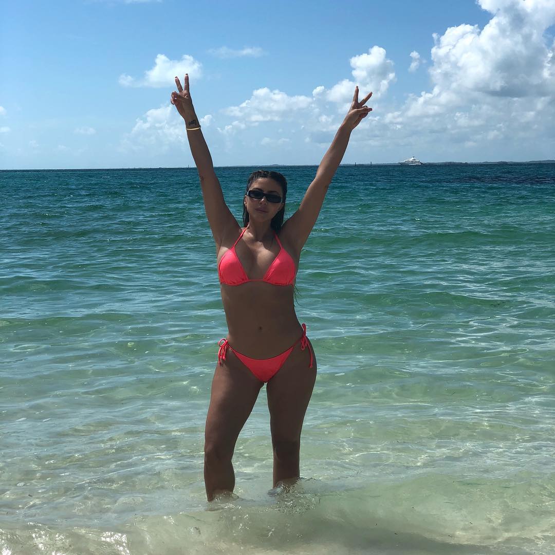 Larsa Pippen Mom Hot Bikini