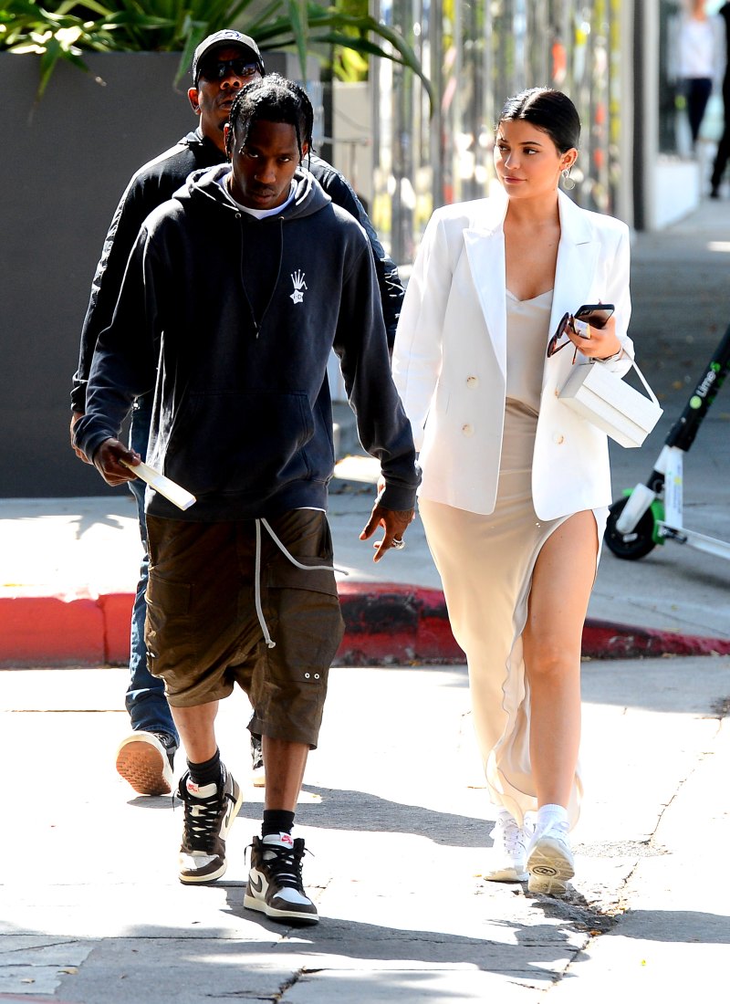 Kylie Jenner Travis Scott pda holding hands date