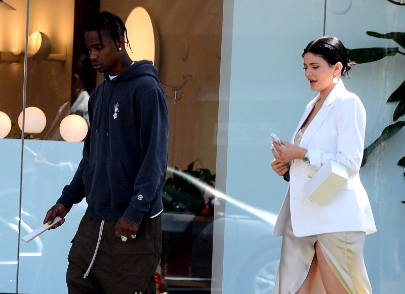 Kylie Jenner low bun Travis Scott shopping