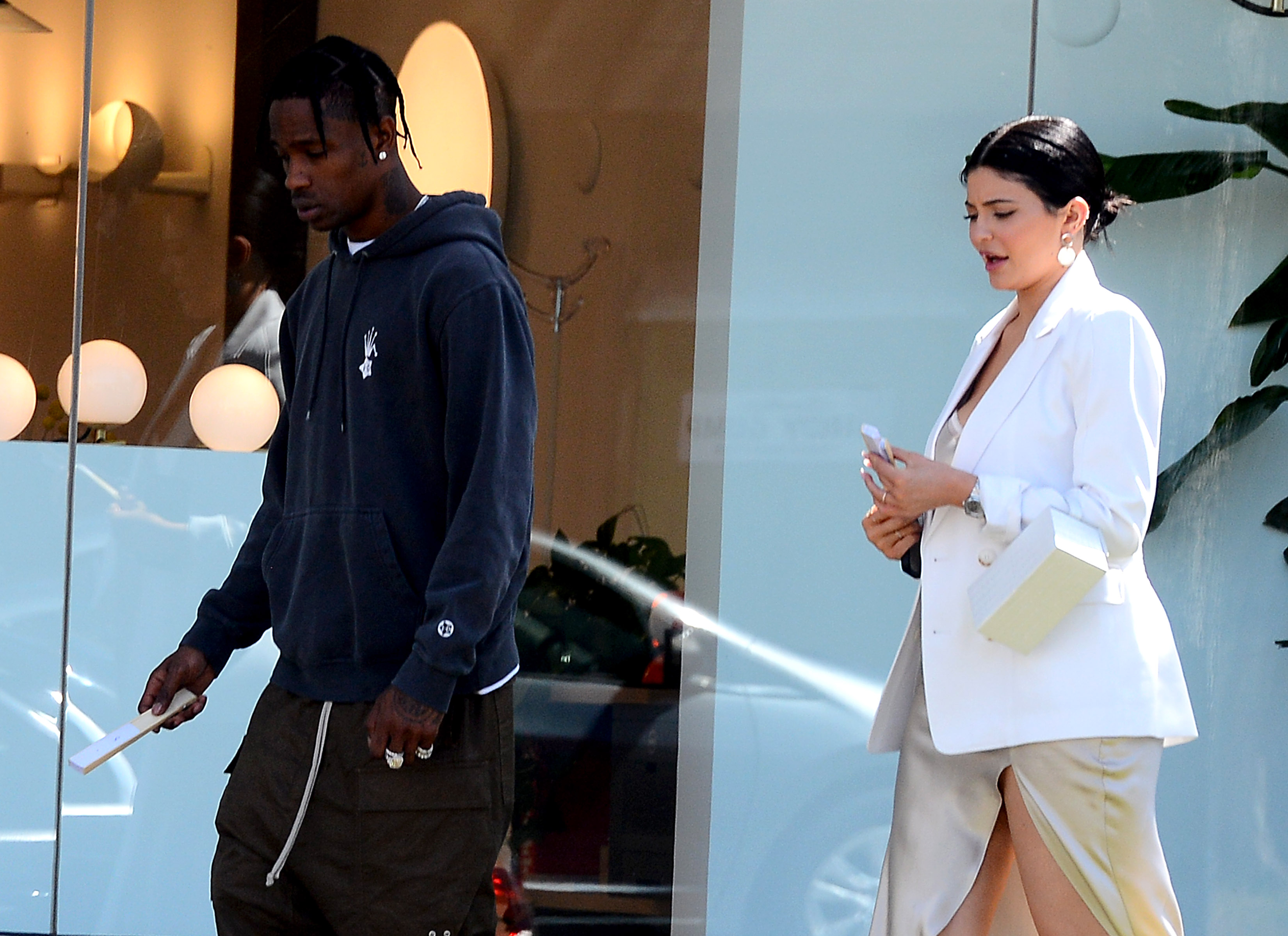 Kylie Jenner low bun Travis Scott shopping