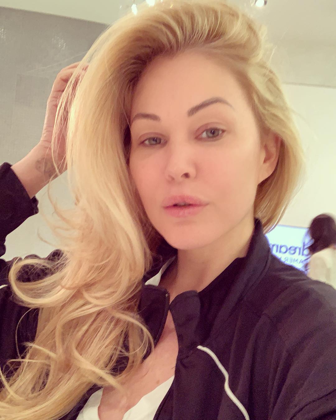 Playboy model Shanna Moakler tummy tuck confident bikini selfie