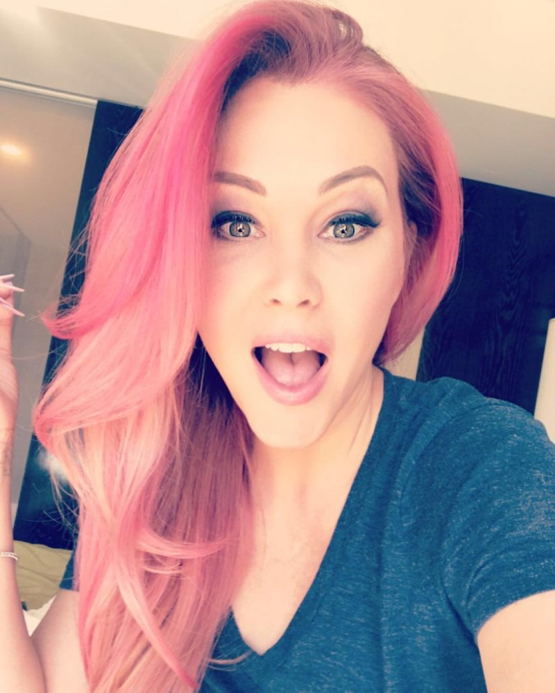 Playboy model Shanna Moakler tummy tuck confident bikini selfie
