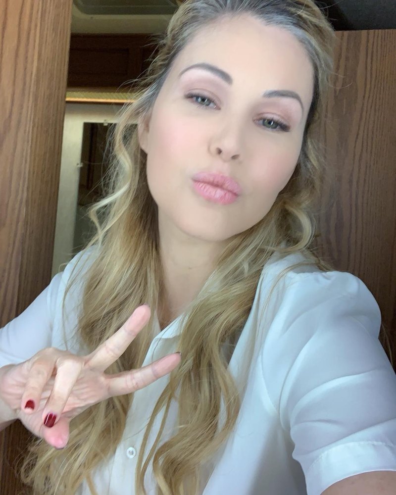 Playboy model Shanna Moakler tummy tuck confident bikini selfie