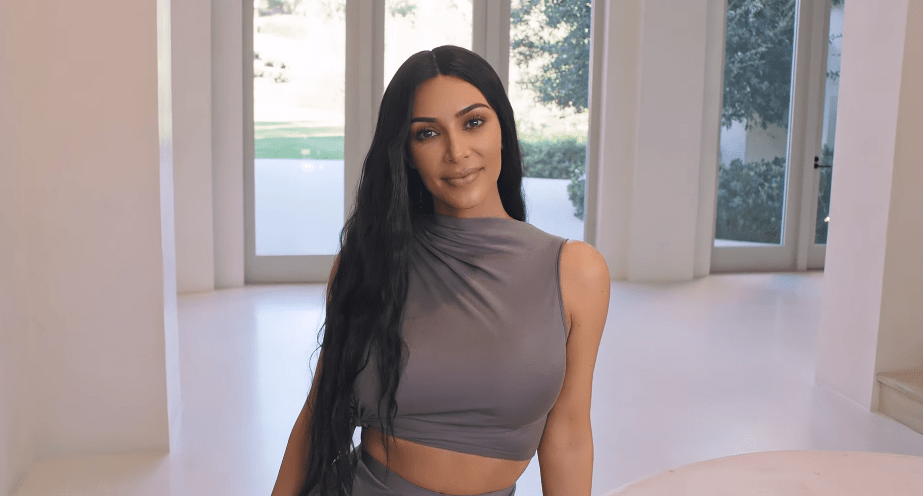 Kim Kardashian Gives a Tour of her House