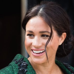 meghan markle wearing green