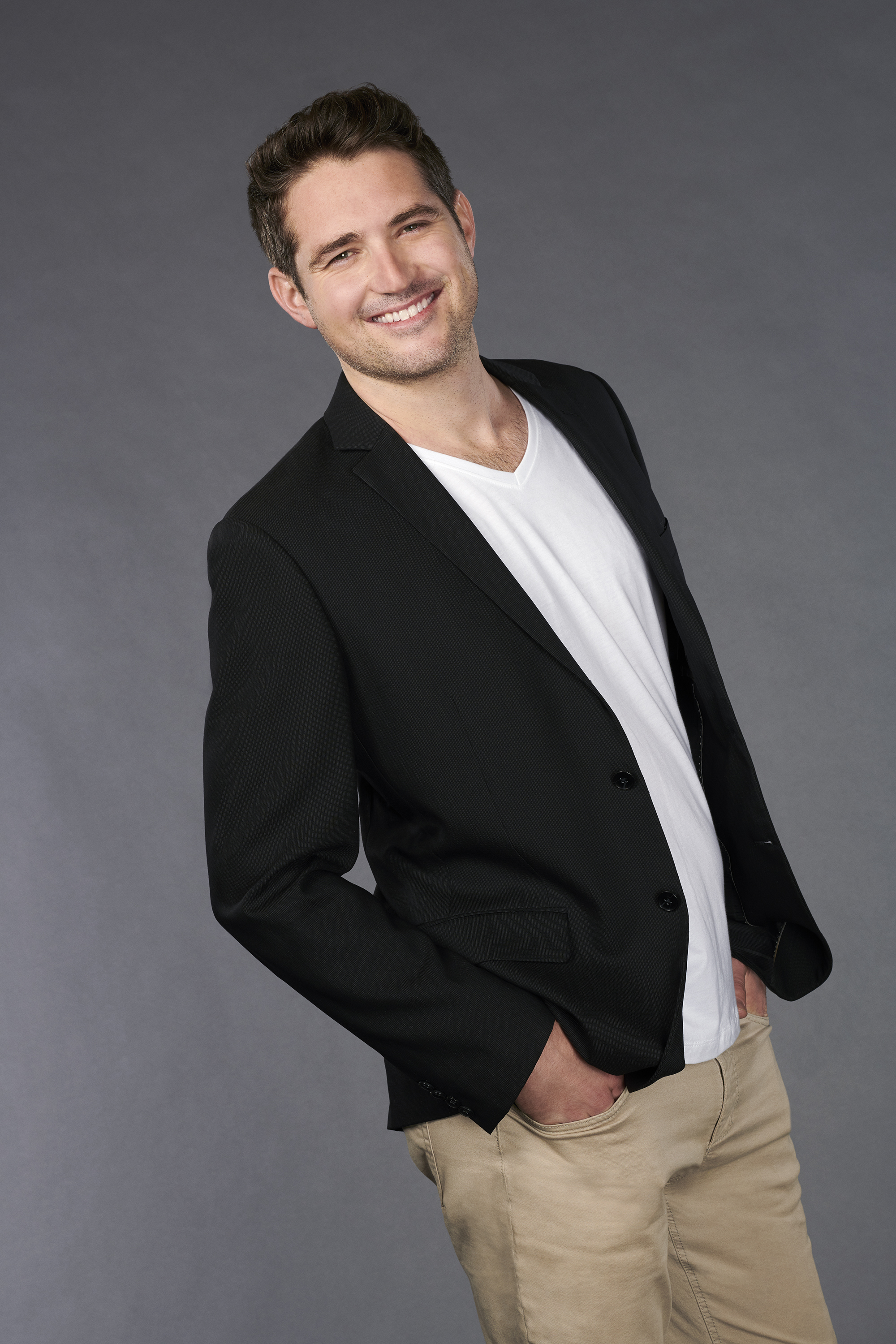 Grant the bachelorette contestant hannah brown