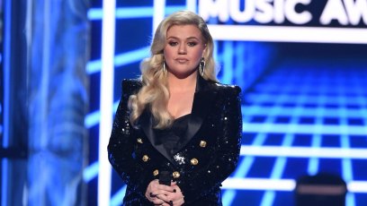Kelly Clarkson weight loss diet fitness dr gundry plant paradox slams diet rumors