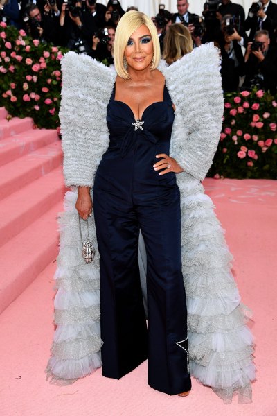 Kris Jenner met gala 2019 blue jumpsuit blonde hair