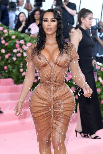 Kim Kardashian 2019 met gala tiny waist corset wet look