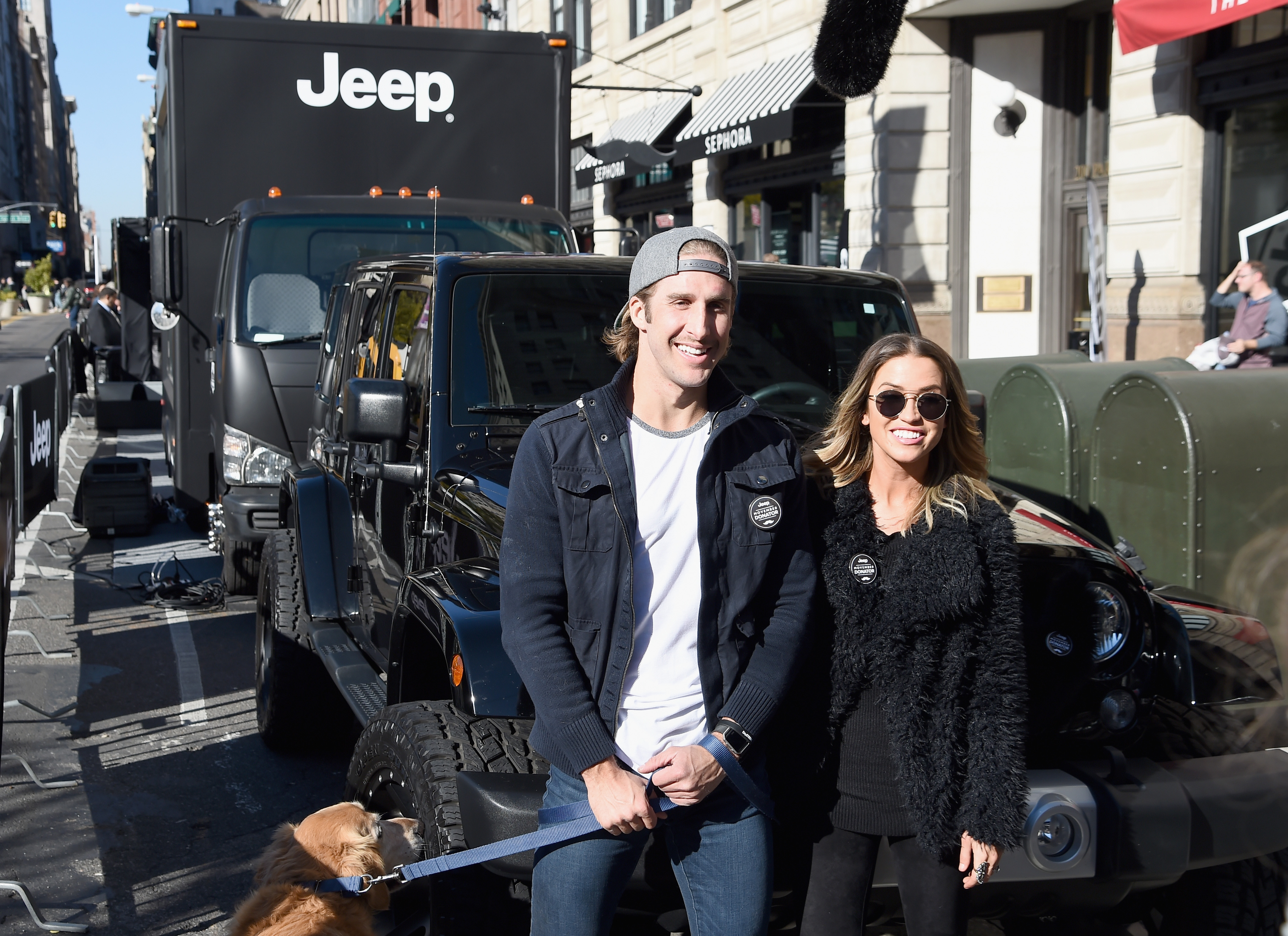 Kaitlyn Bristowe Shawn Booth sunglasses dog jeep relationship