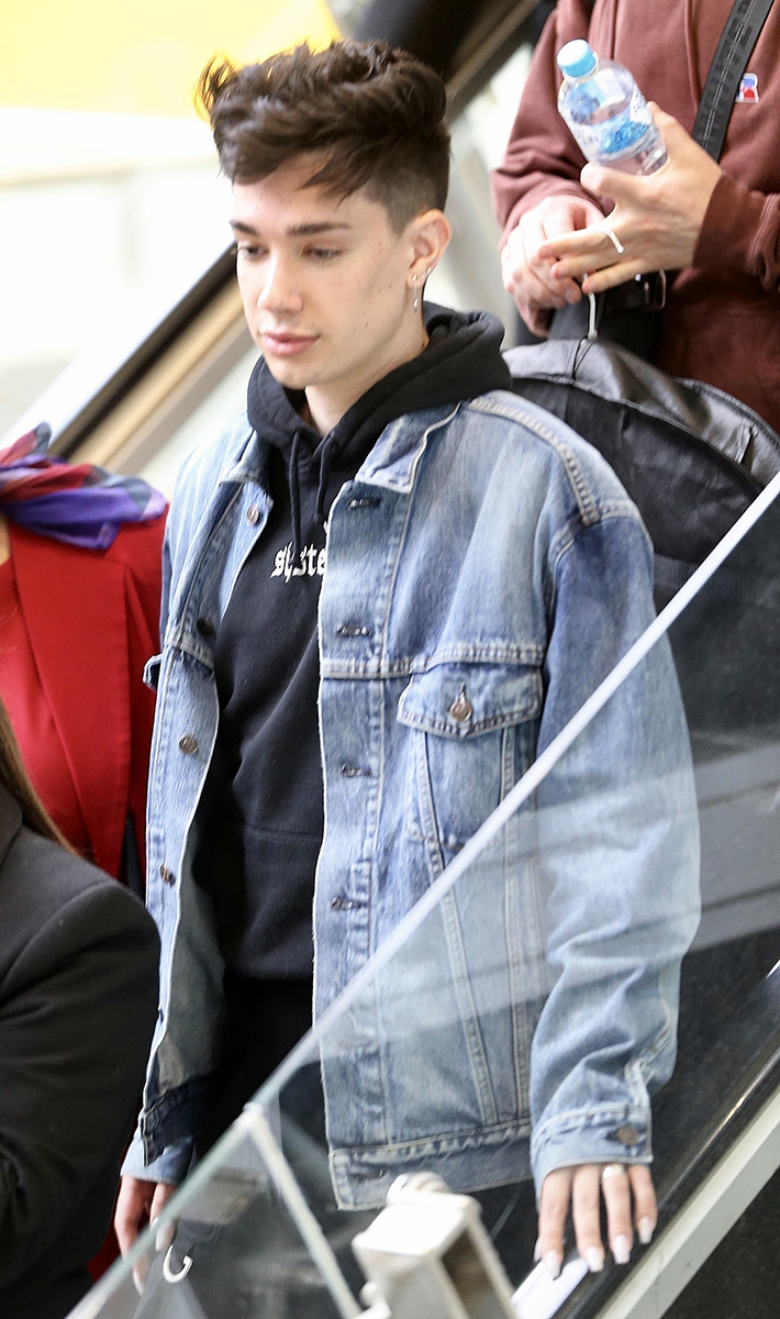 **DO NOT USE- PHOTO FEE PER USAGE** James Charles losing 3m followers