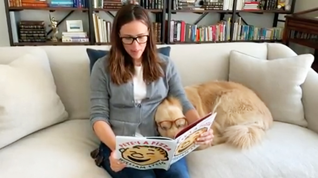 Jennifer Garner Best celeb dog moms