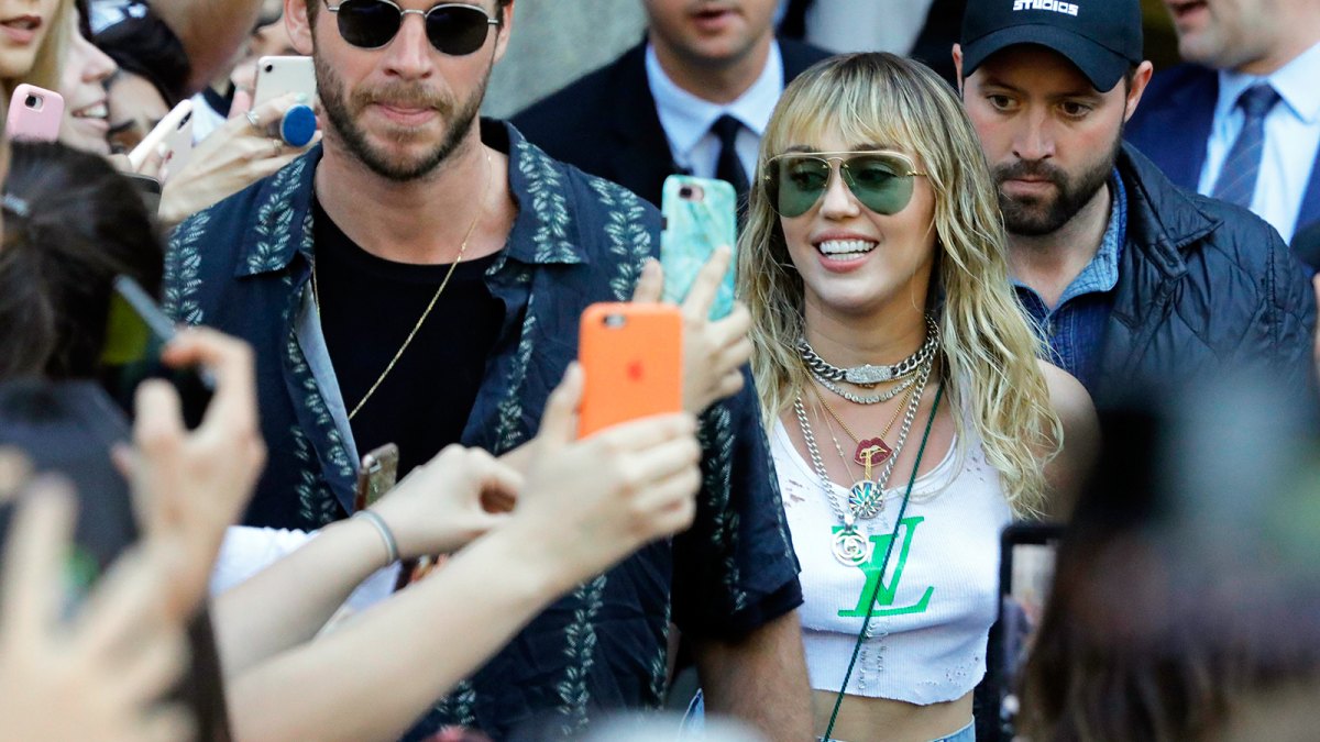 Miley Cyrus Liam Hemsworth Mandarin Hotel
