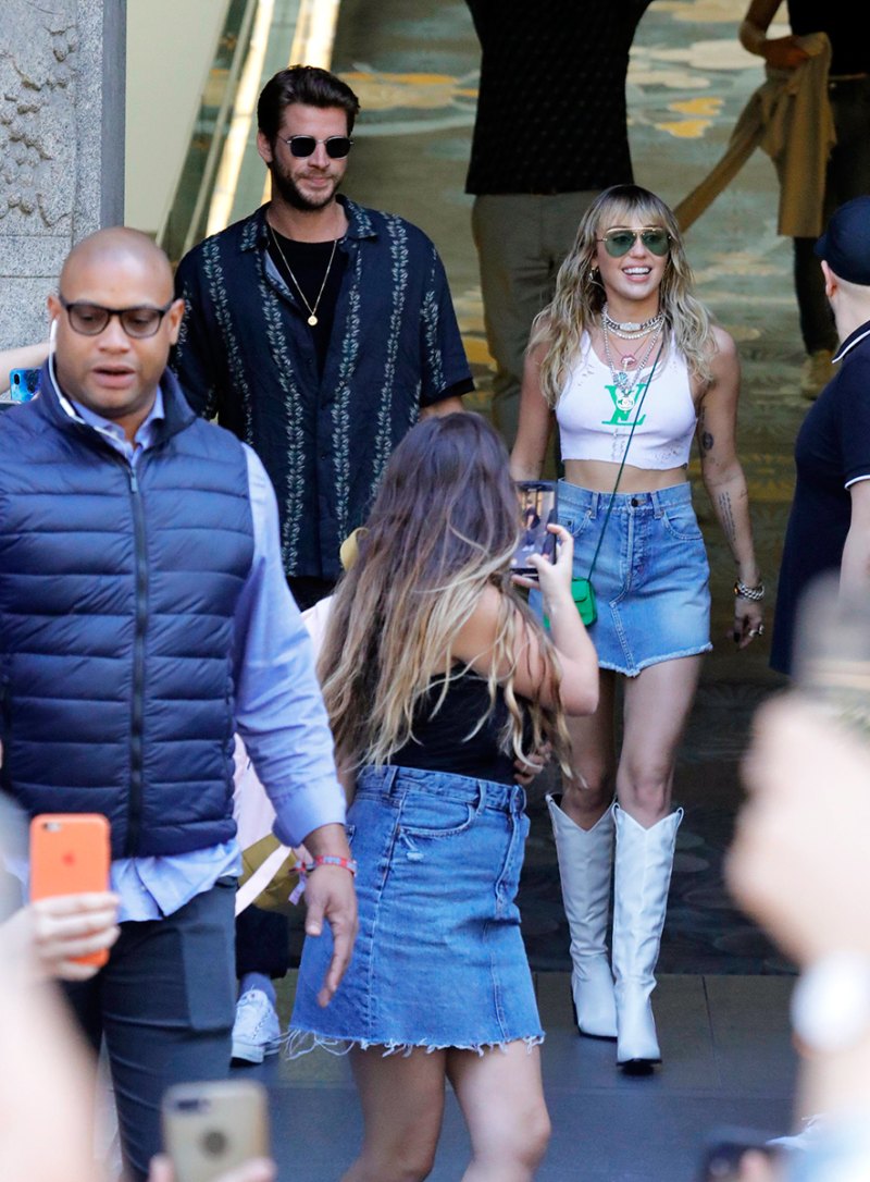 Miley Cyrus Liam Hemsworth Mandarin Hotel