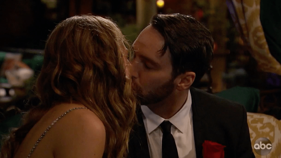 Bachelorette contestant Cam Hannah Brown first kiss first impression