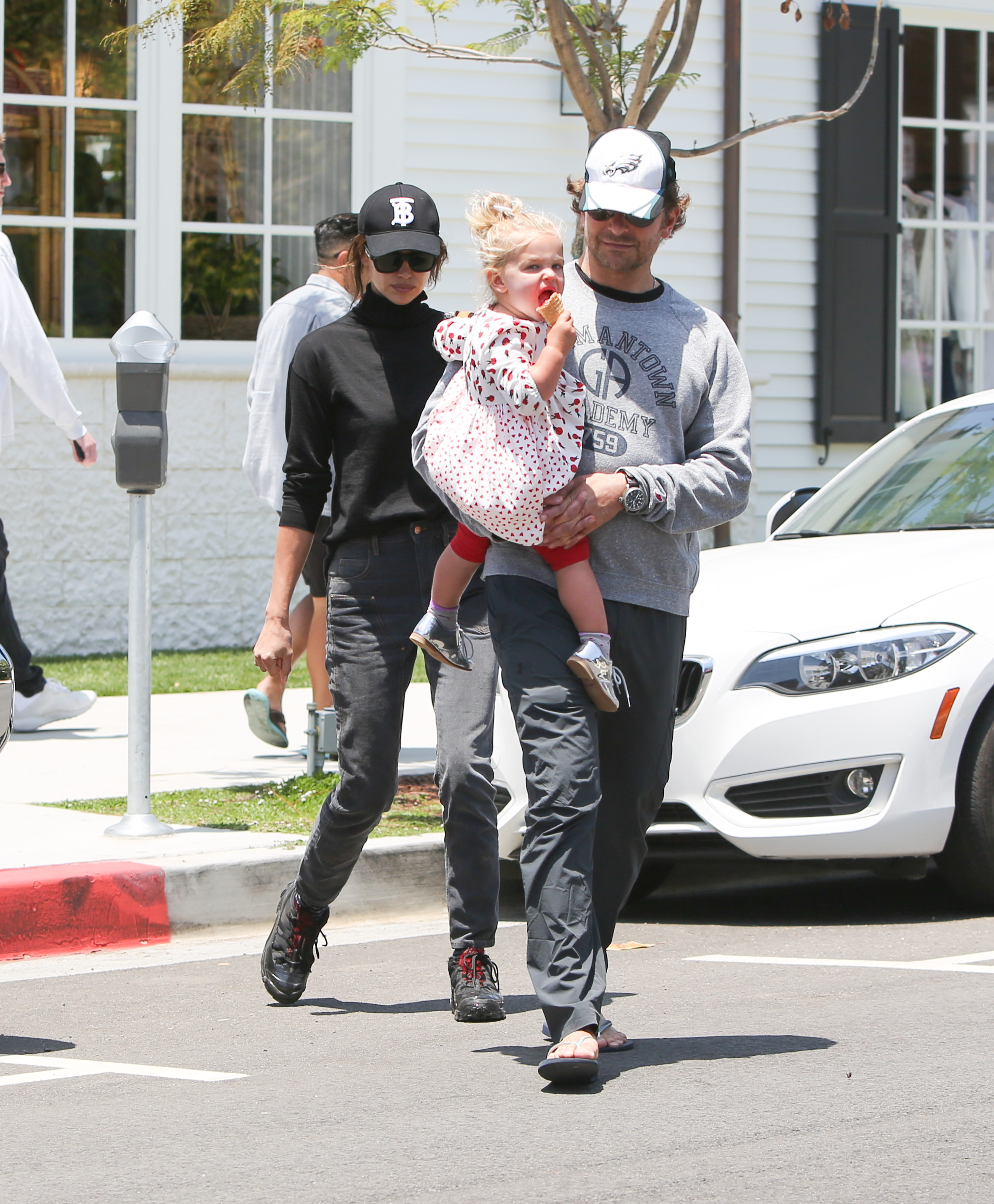 bradley-cooper-irina-shayk-lea