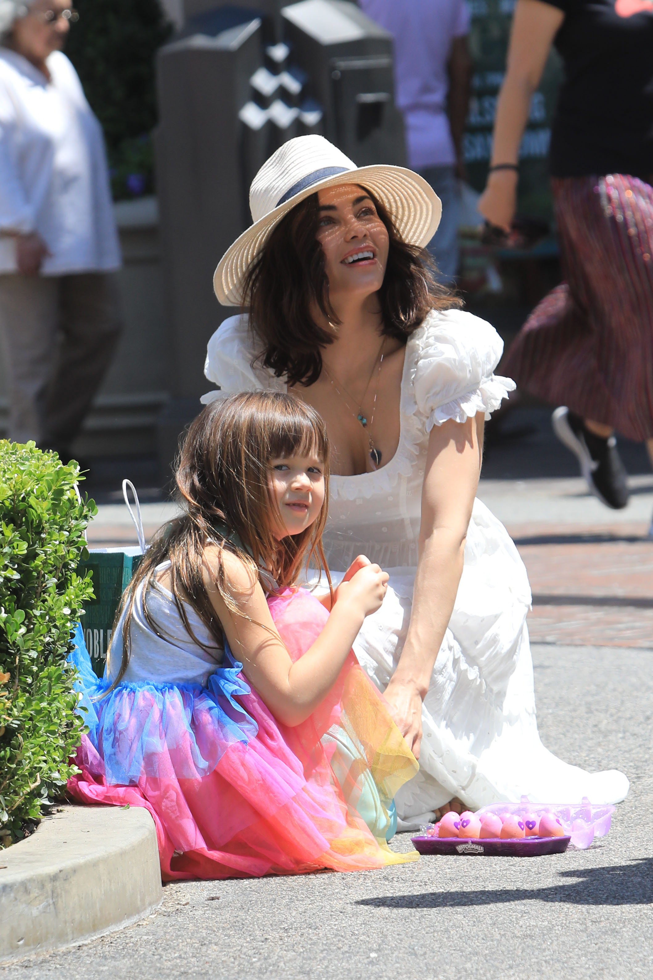 jenna-dewan-everly-mothers-day