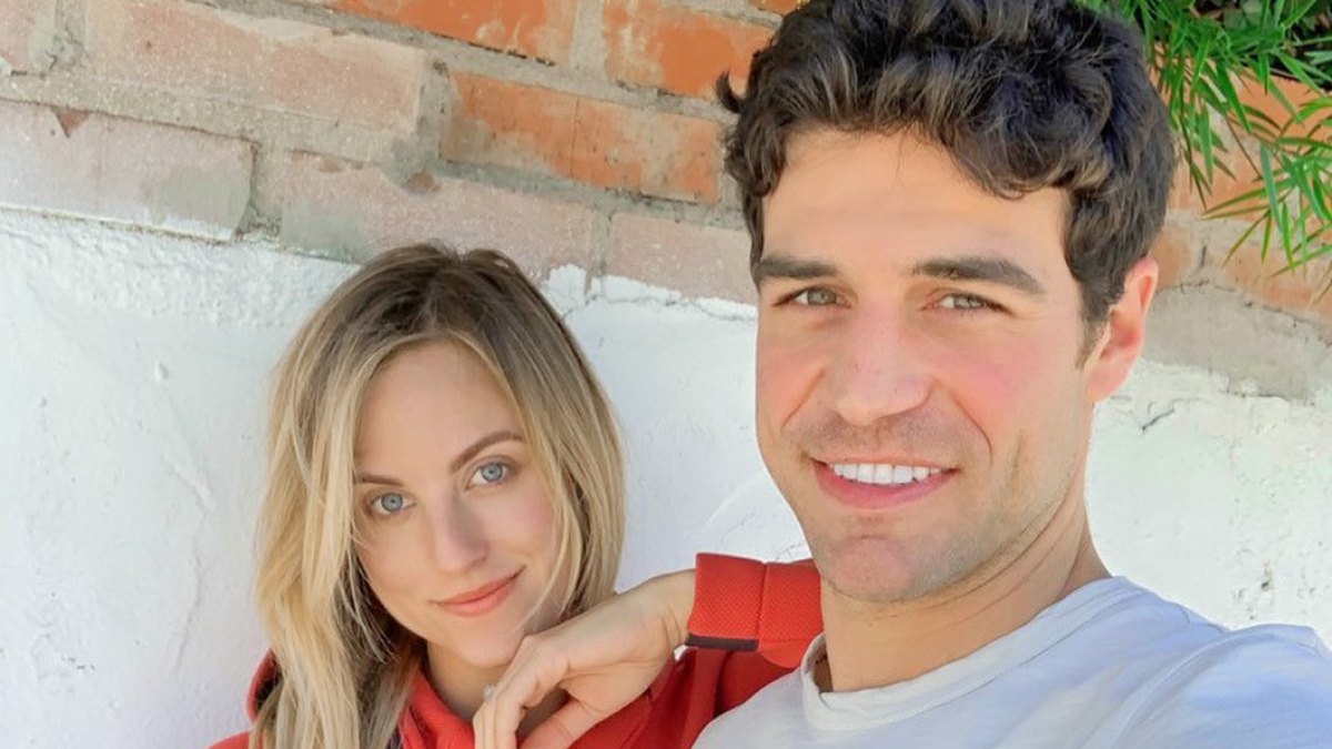 Kendall Long Joe Amabile bachelor in paradise engagement couple relationship