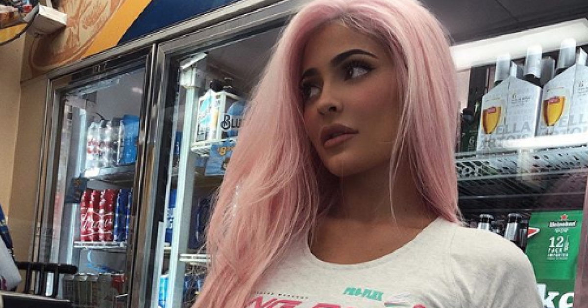 Kylie Jenner Shows Off Cute Pink Hair in New Instagram Pic