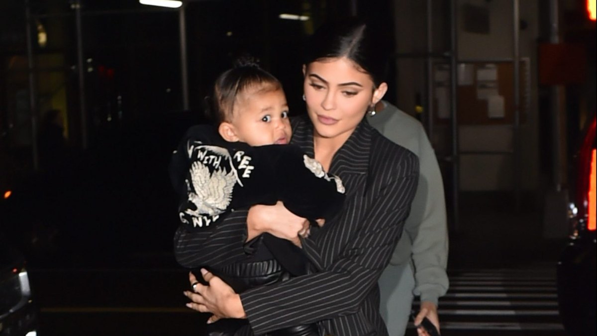 kylie-jenner-stormi-nobu