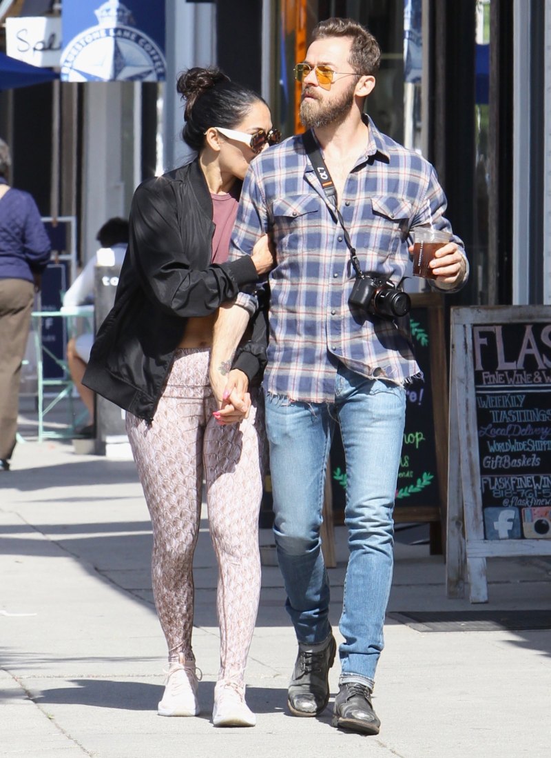 nikki-bella-artem-chigvintsev-pda