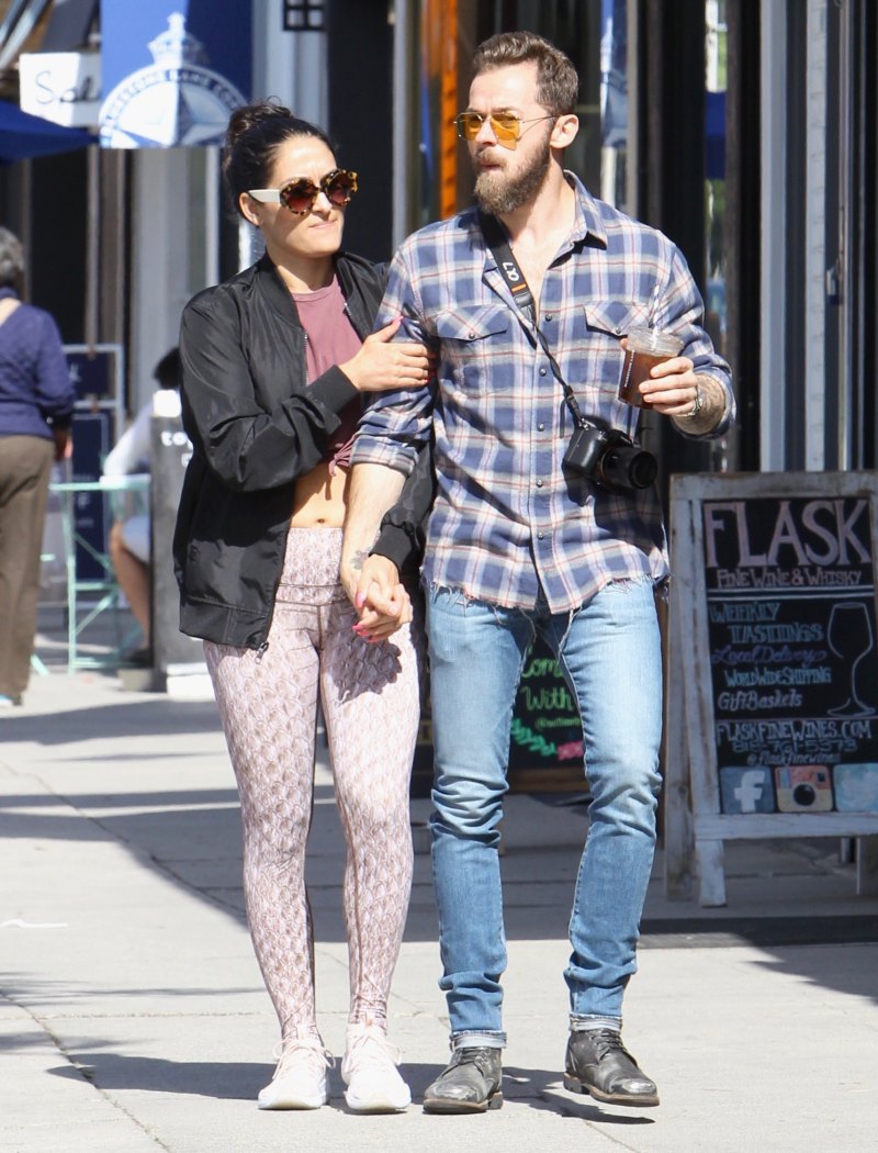 nikki-bella-artem-chigvintsev-pda