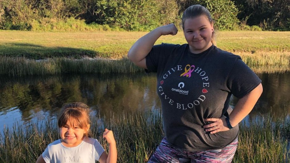 90 Day Fiance Star Nicole Nafziger Shows Off Daughter May Dramatic New Haircut