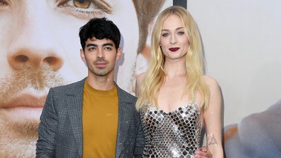 Joe Jonas Sophie Turner game of thrones stunt double relationshiop red carpet got premiere sophie red lipstick shimmery dress