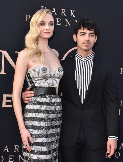 Sophie Turner Joe Jonas xmen dark phoenix red carpet striped dress sophie height