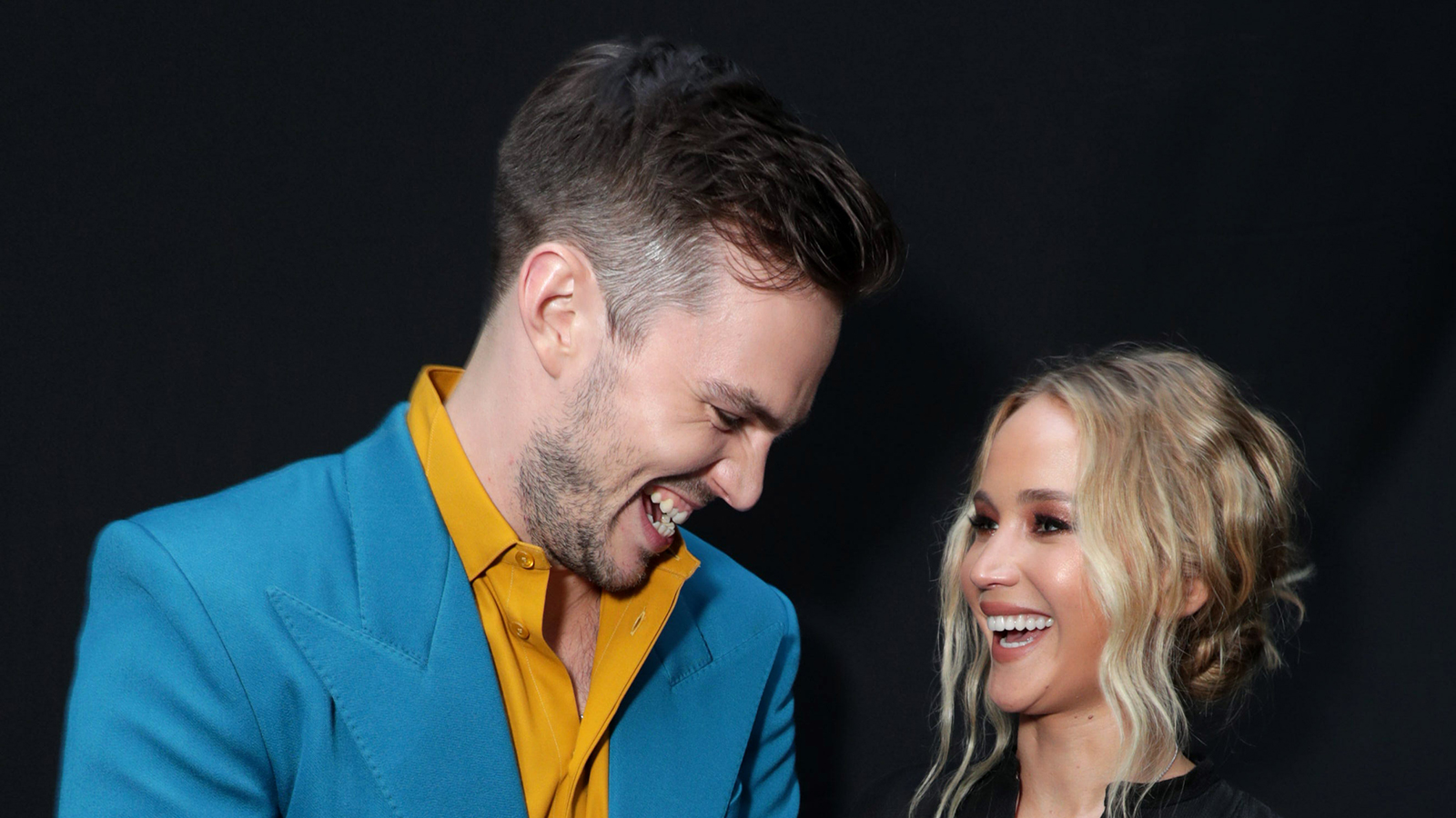 Were nicholas hoult and jennifer lawrence engaged?