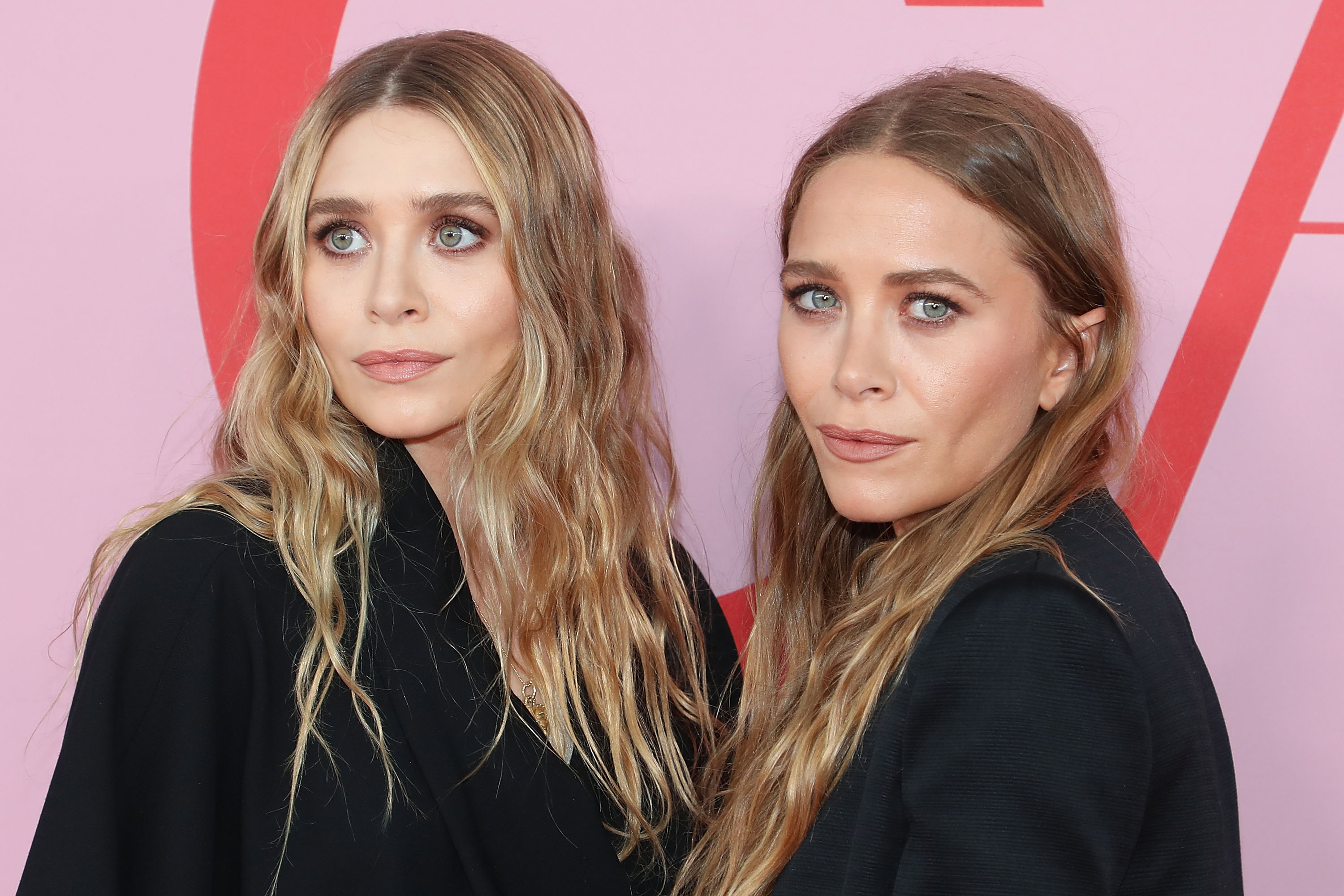 3000px x 2000px - The Olsen Twins at the 2019 CFDA Fashion Awards: See Pics!