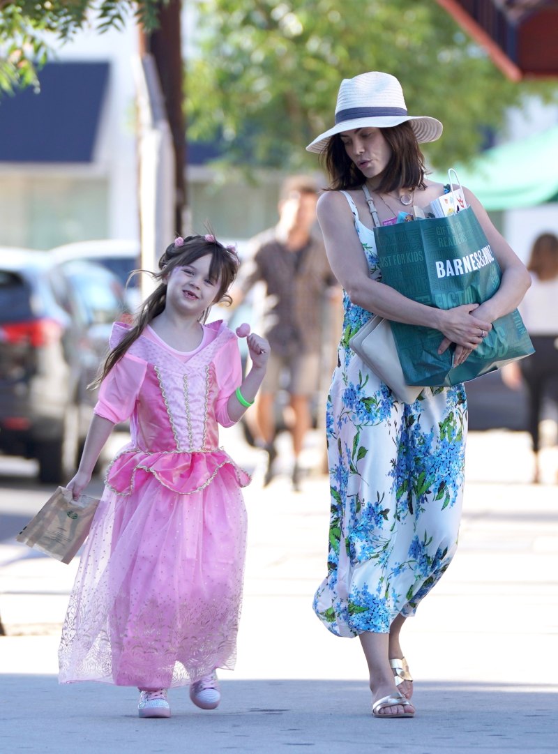 Jenna Dewan and Everly Tatum in a Princess Costume
