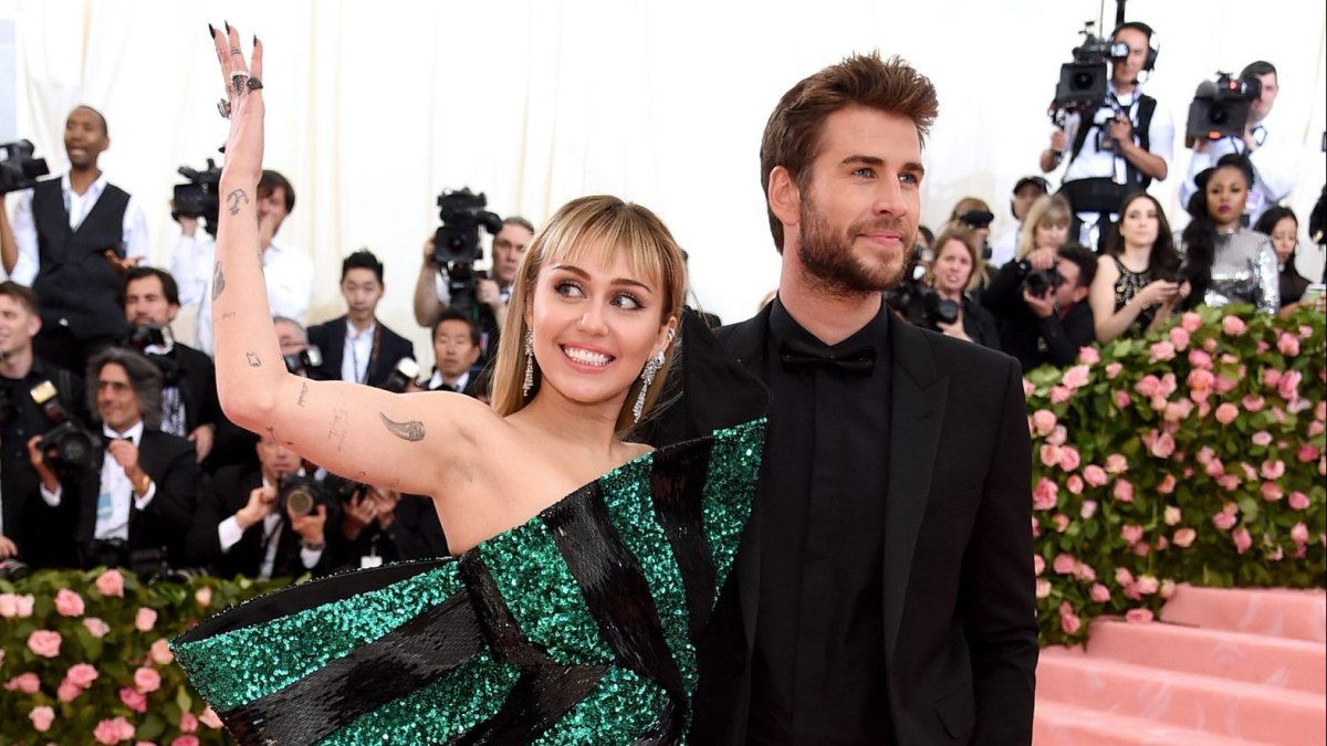 miley cyrus liam hemsworth