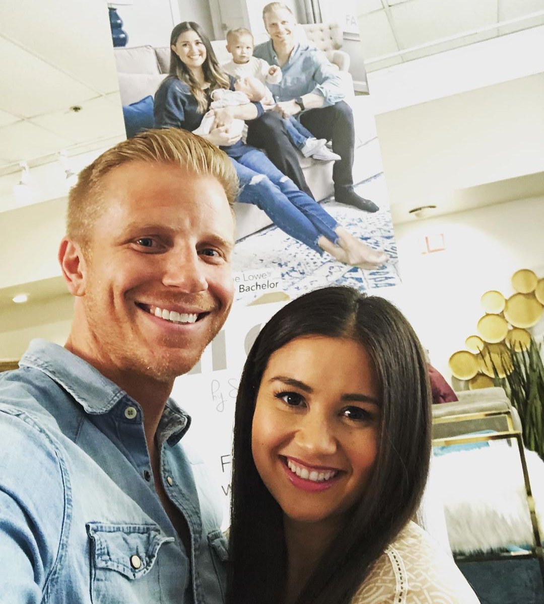 Sean Lowe on X: My wife bought this party size bag of Peanut M&M's and  I'm the only one who showed up to the party. Hands down the best party I've  ever