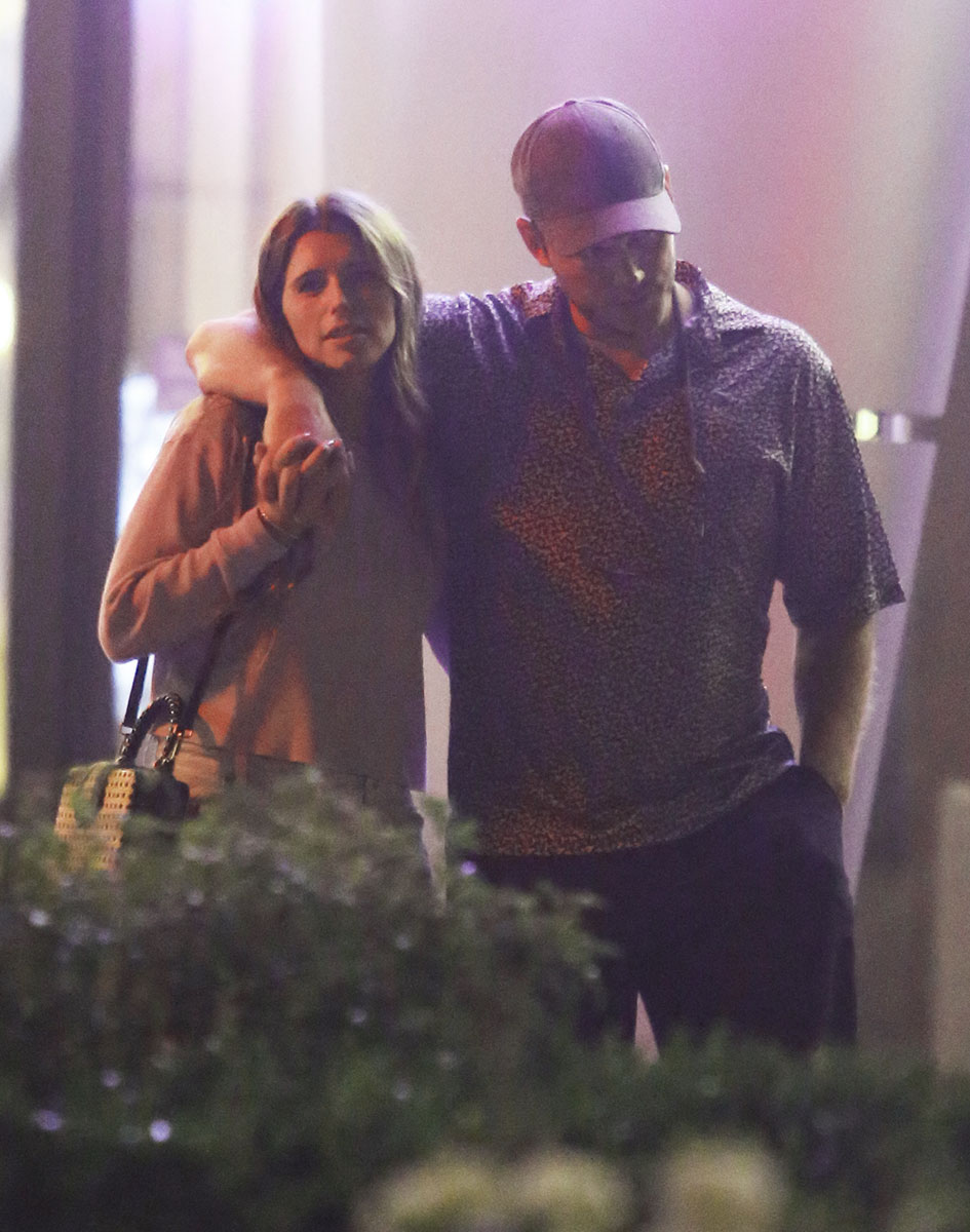 Chris Pratt and Katherine S Hold Hands During Date Night