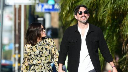 Jenna Dewan and Steve Kazee Hold Hands and Smile Watch the Bachelorette