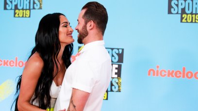 Nikki Bella Artem Chigvintsev